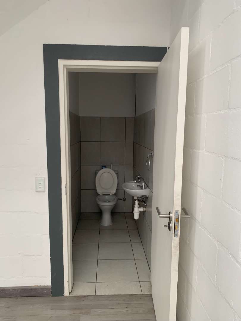 To Let commercial Property for Rent in Rivergate Western Cape